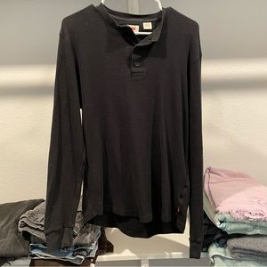 Levi’s thermal long sleeve